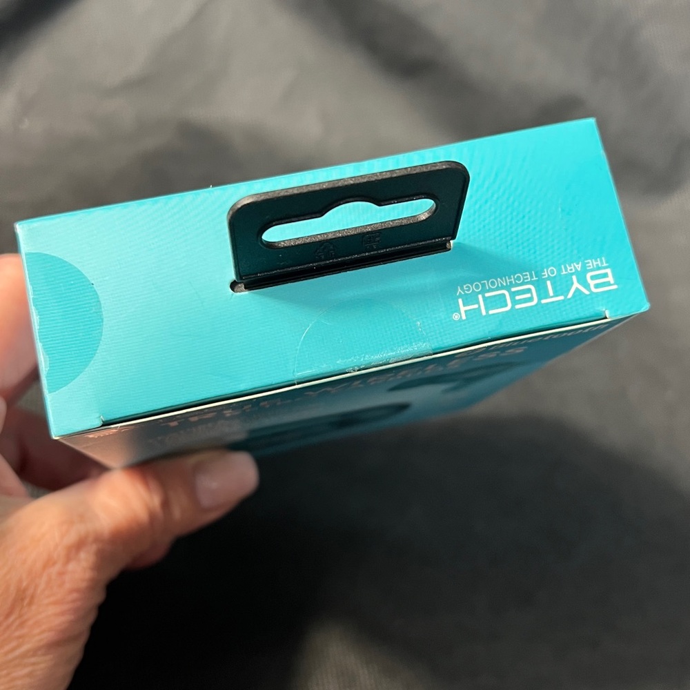 Bytech True Wireless Retro Earbuds - Teal - Picture 3 of 9